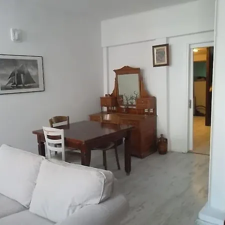 Authentic Historical Greek House Apartment *