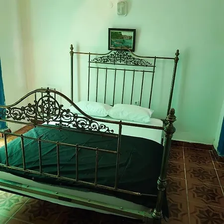 Apartment Authentic Historical Greek House