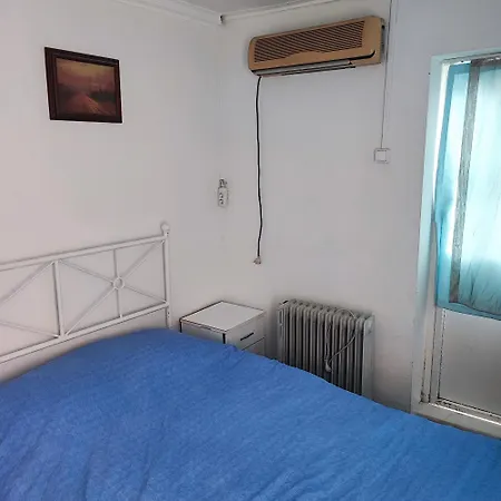 Apartment Authentic Historical Greek House